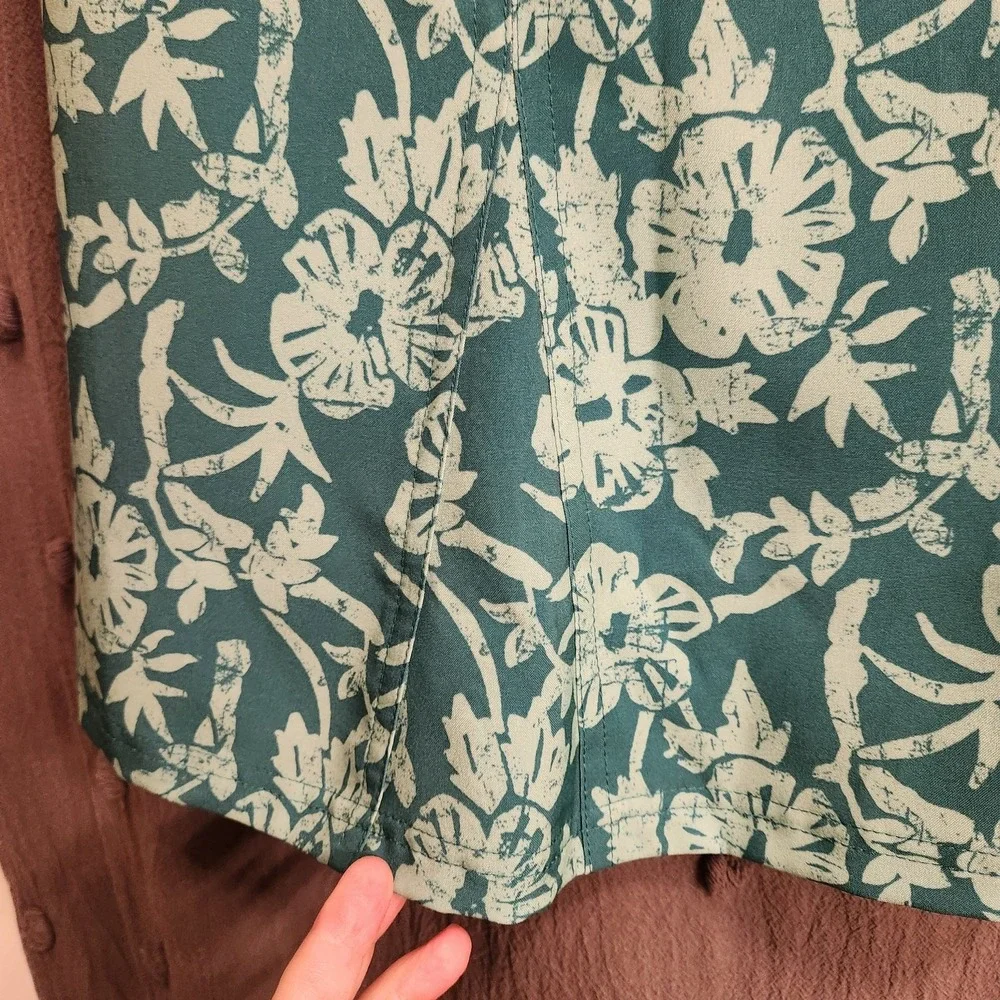 RIPSKIRT Swim Skirt Cover-up Womens Medium Hibiscus Green Floral Hawaiian Mini